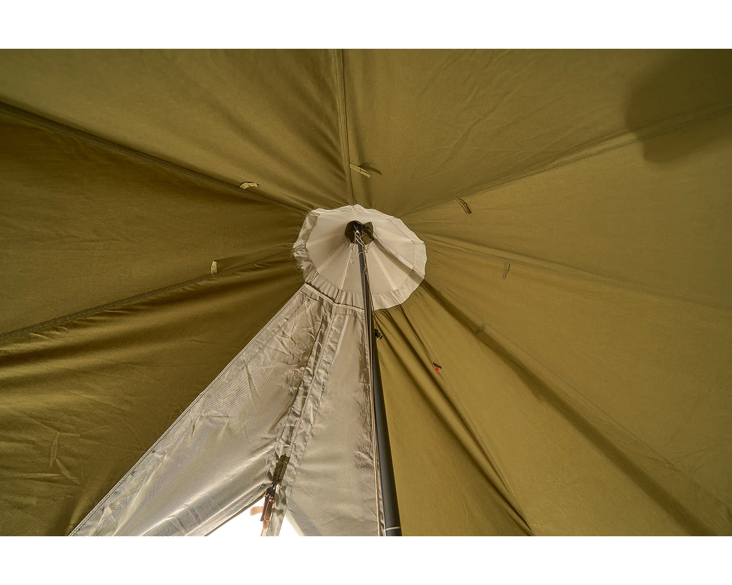 Alfheim 12.6 Glamping Zelt - 12.6 m² | 6 Personen | Green Khaki - Image 8