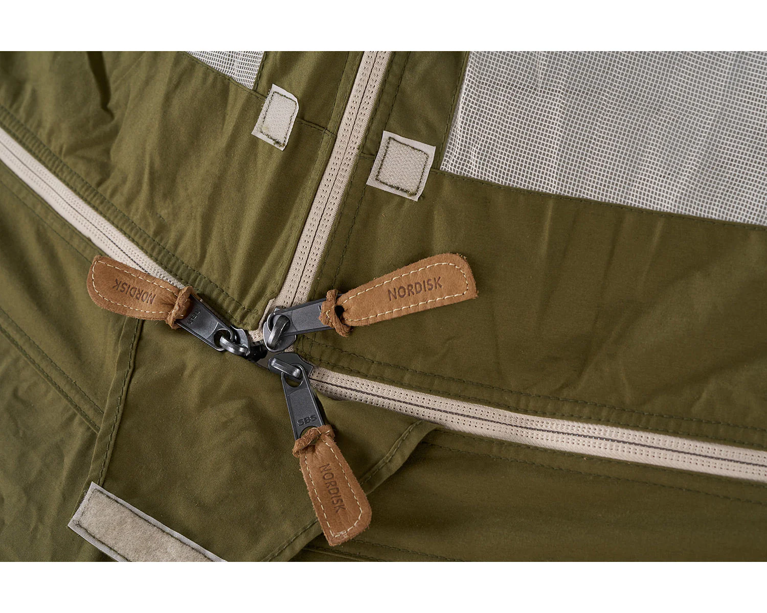Alfheim 12.6 Glamping Zelt - 12.6 m² | 6 Personen | Green Khaki - Image 9